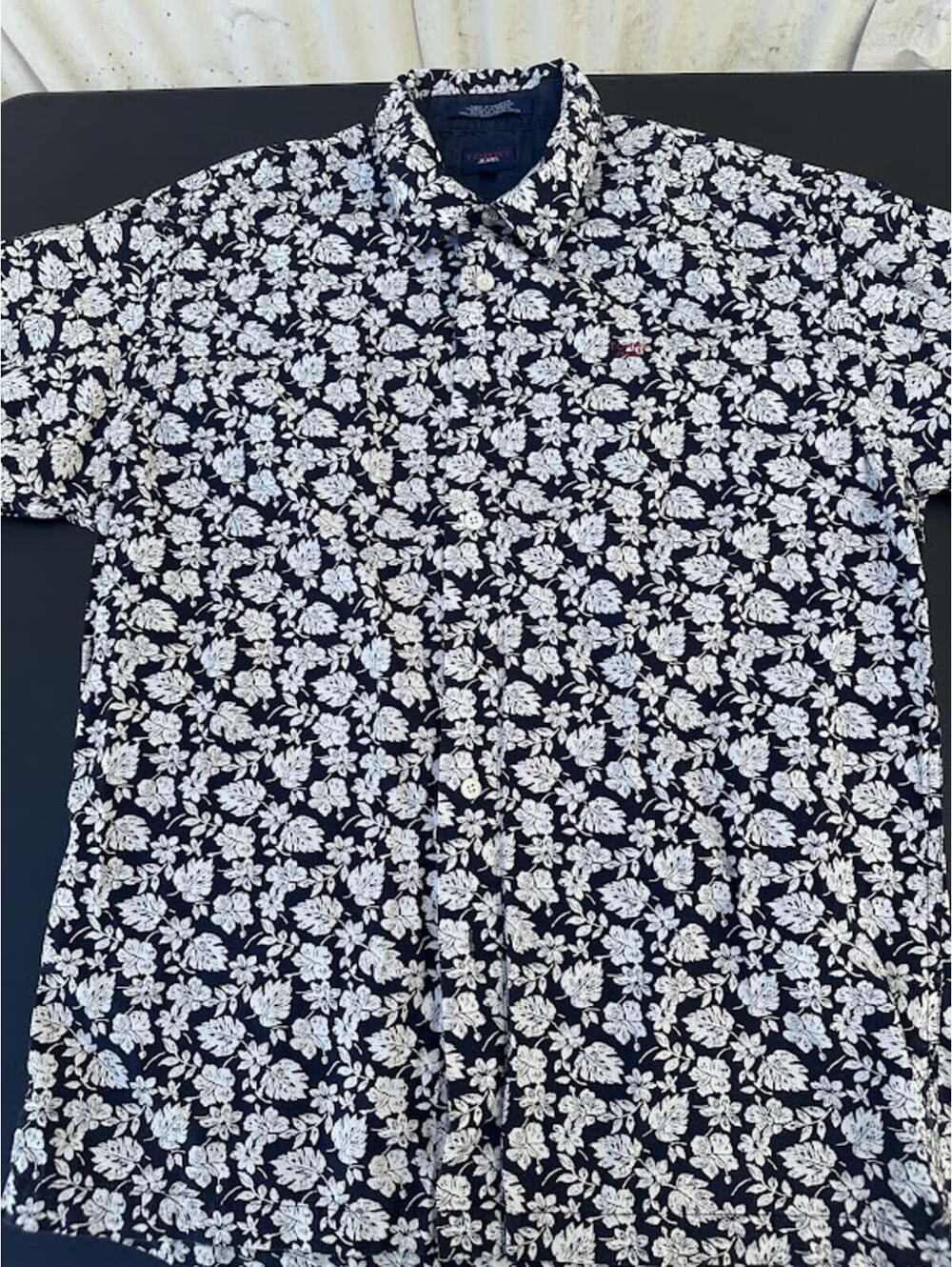 Tommy Jeans Floral Button Front Shirt Large